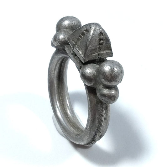 ANELLO artigianale in argento antico ANELLO ETNICO | GIOIELLI IN ARGENTO