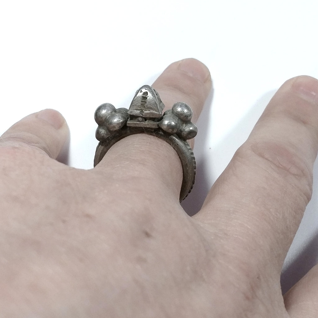 ANELLO artigianale in argento antico ANELLO ETNICO | GIOIELLI IN ARGENTO