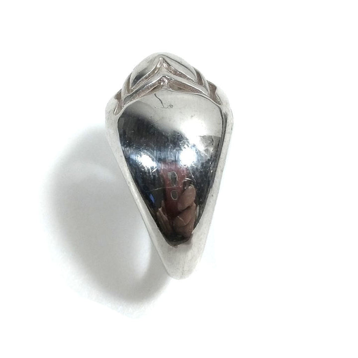 Anello a fascia alta con fiore stilizzato a traforo - ADOOR