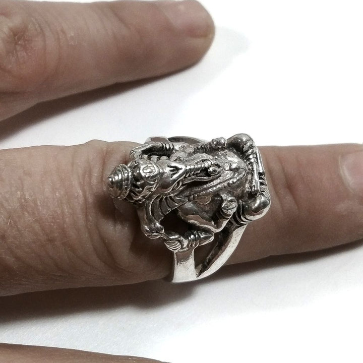 ANELLO GANESH in argento  - UVARI