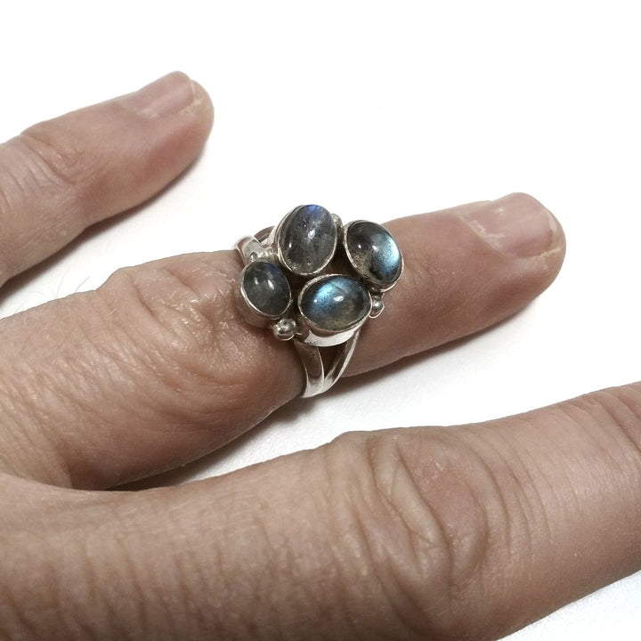 Anello con pietra in argento 925 con Labradorite | GIOIELLI IN ARGENTO