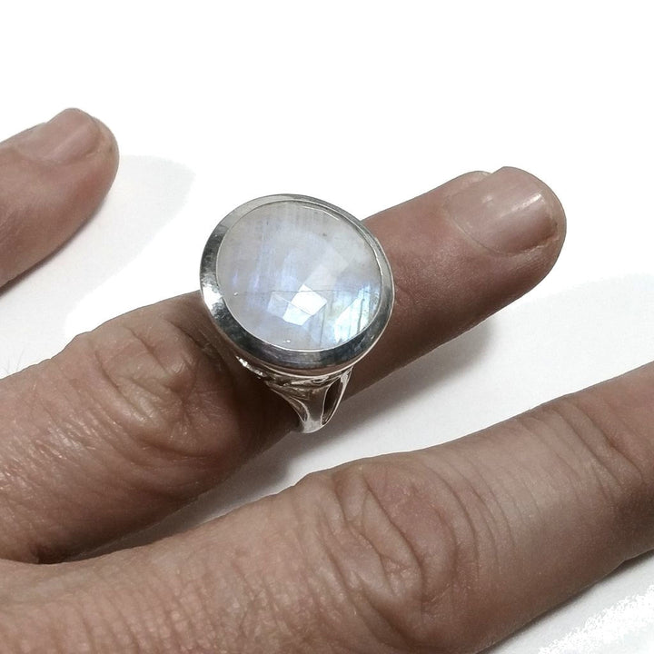 Anello con pietra in argento 925 con Pietra di Luna | GIOIELLI IN ARGENTO