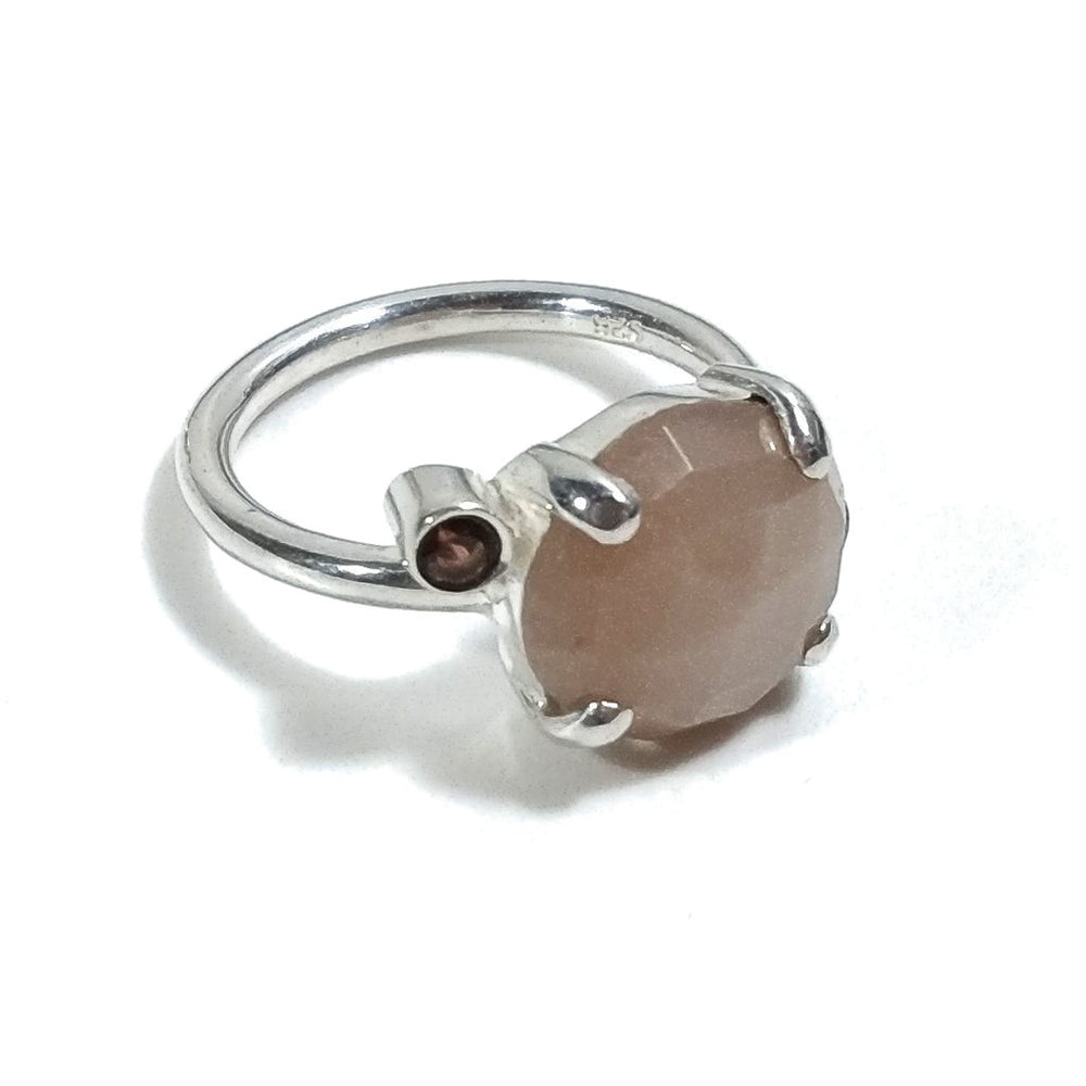 ANELLO artigianale in argento 925 con Pietra di luna - apricot | Gioielli in argento