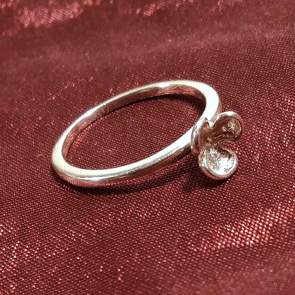 Anello FIORE KEYA in argento 925 stile minimal | argento artigianale