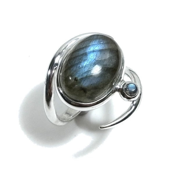 ANELLO artigianale in argento 925 con Labradorite | Gioielli contemporanei