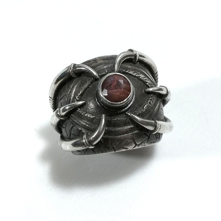 Fascia bombata stile H.R. GIGER | ANELLO FASCIA d'argento 925 | Rubino