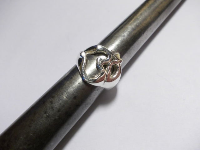 Anello Om argentoAnello Om argento