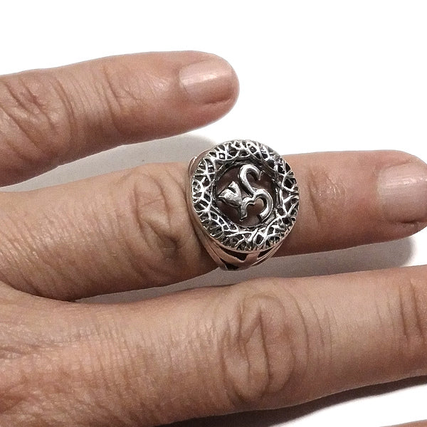 Anello ETNICO in argento 925 con OM - AUM Mantra | GIOIELLI IN ARGENTO
