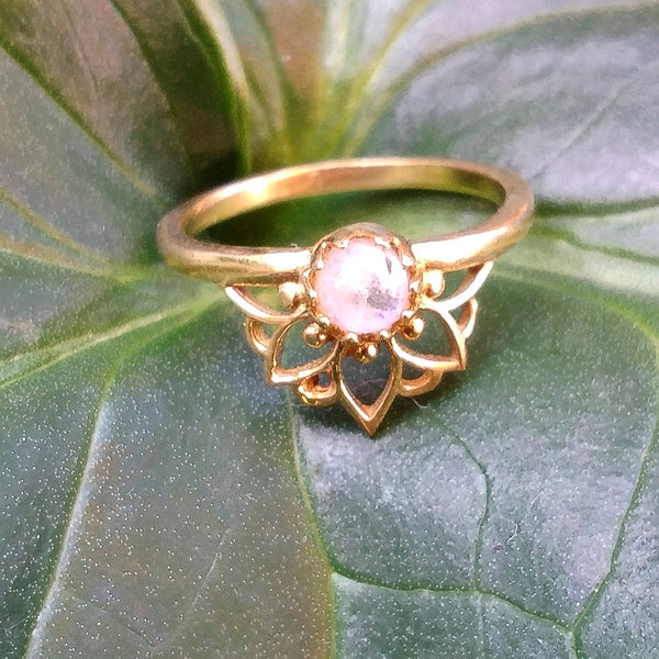 ANELLO Fiore di Loto etnico PADMA in ottone con pietra