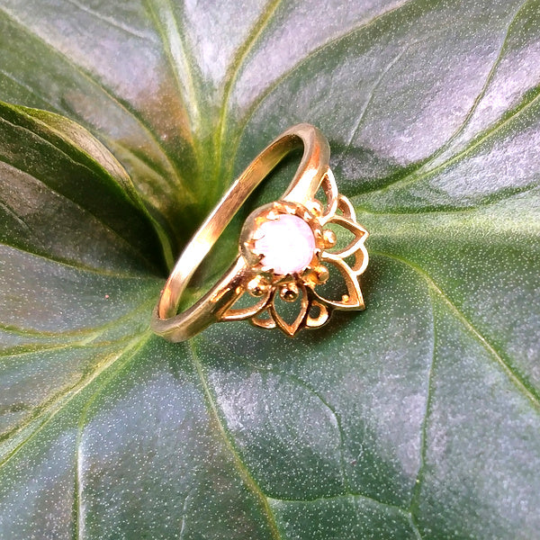 ANELLO Fiore di Loto etnico PADMA in ottone con pietra