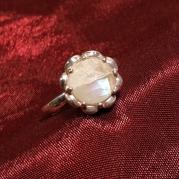 ANELLO SOLITARIO SUSAN in argento 925 con Pietra di Luna | gioielli in argento