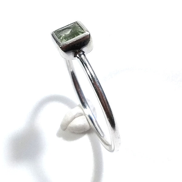 Anello DADO sovrapponibile in argento 925 con pietra | Minimal DADO