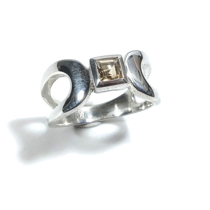 Fascia con pietra sfaccettata in argento 925 | granato | Gioielli contemporanei