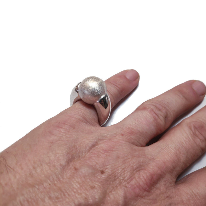 Anello in argento design contemporaneo - VALENCIA