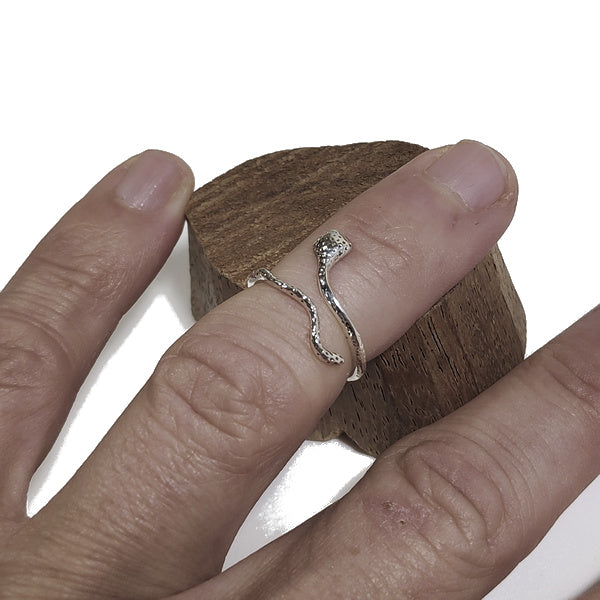 ANELLO serpente DEVENDRA in argento 925 - DEVENDRA
