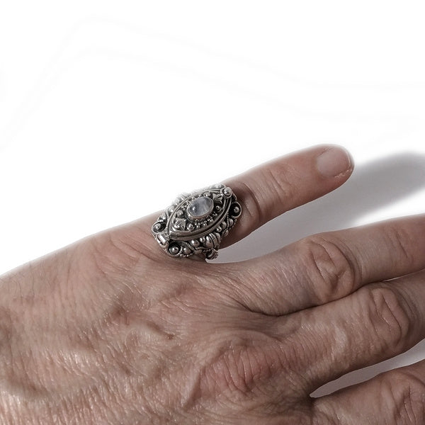 POISON RING 925 silver poison with moonstone