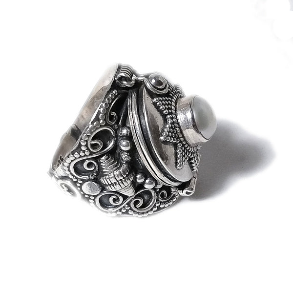 Anello PSYLLO veleno in argento 925 con Radice di Rubino, Granato