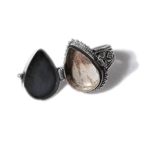 Anello in argento 925 puntinato a goccia - MUMBAY