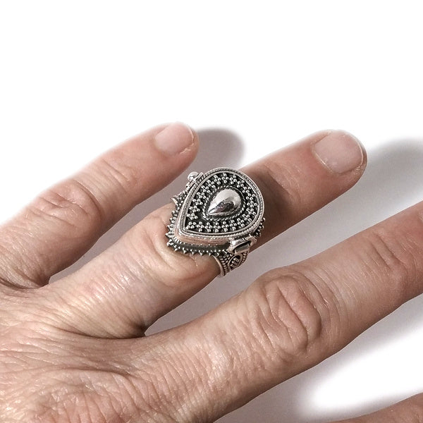 Anello in argento 925 puntinato a goccia - MUMBAY