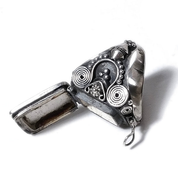 ANELLO HAMPI argento 925 veleno puntinato con pietra | Gioielli etnici