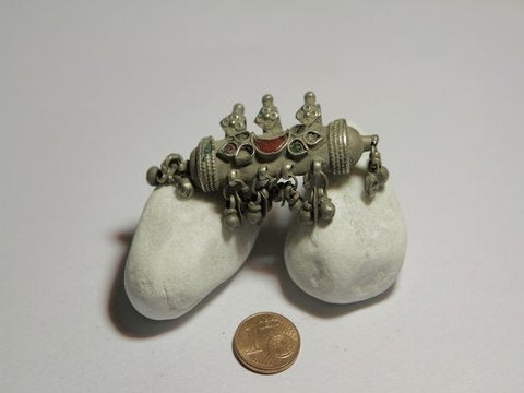 Silver ETHNIC pendant - Prayer holder