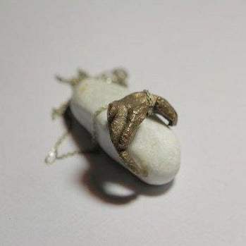 Ciondolo forma astratta con catenina in argento