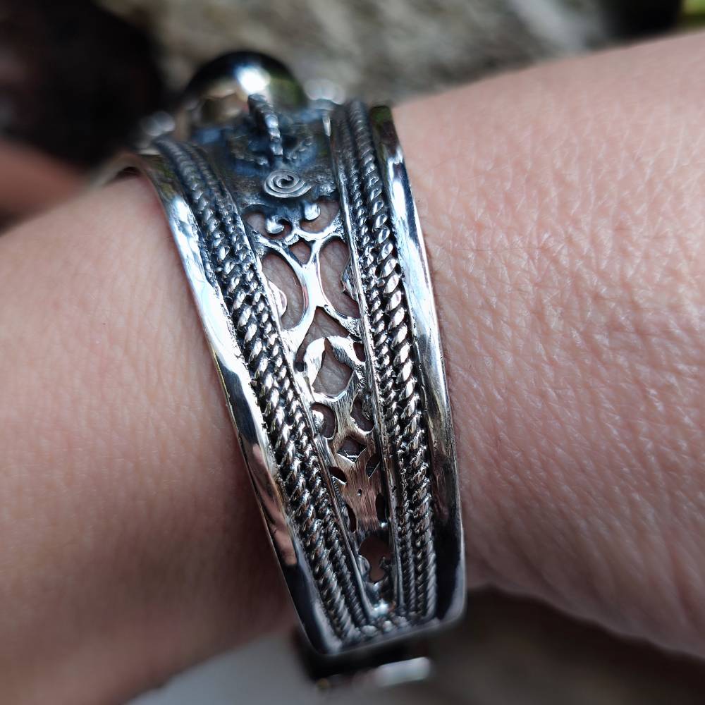 Bracciale rigido in argento 925 con pietra - HARIPURA