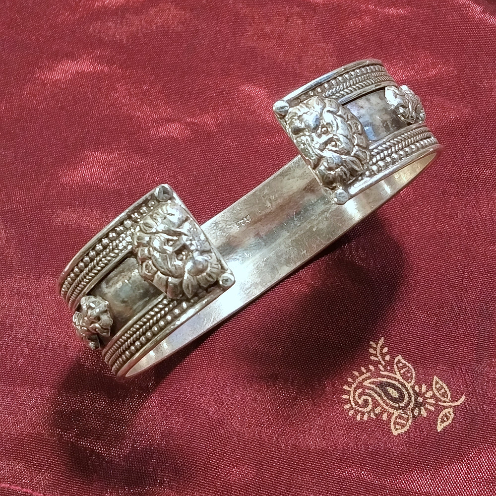Bracciale OM MANI PADME HUM in argento 925 - Siddhartha