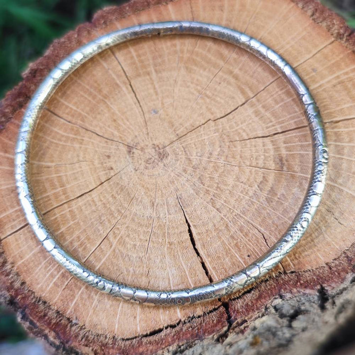 Bracciale rigido etnico in ottone Kalu