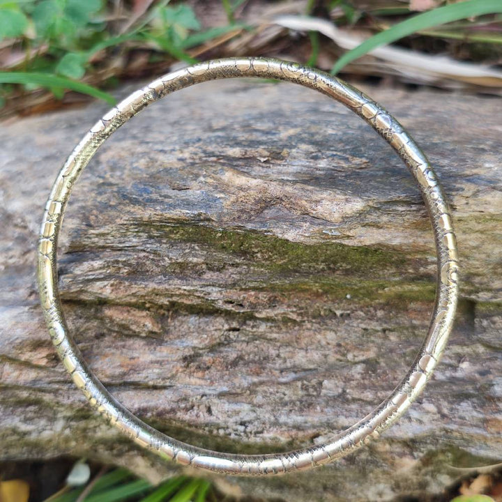 Bracciale rigido etnico in ottone Kalu