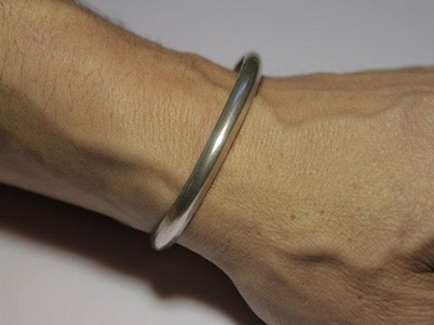 Bracciale rigido in argento 925 da uomo