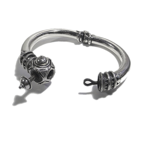 Bracciale etnico DHAVAL in argento rigido | Gioielli etnici Il mondo di Wit