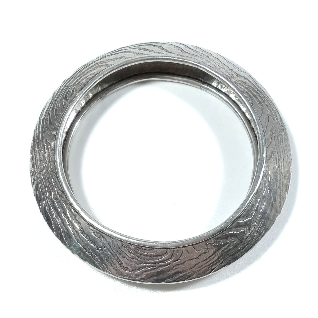 Bracciale etnico rigido in argento 925