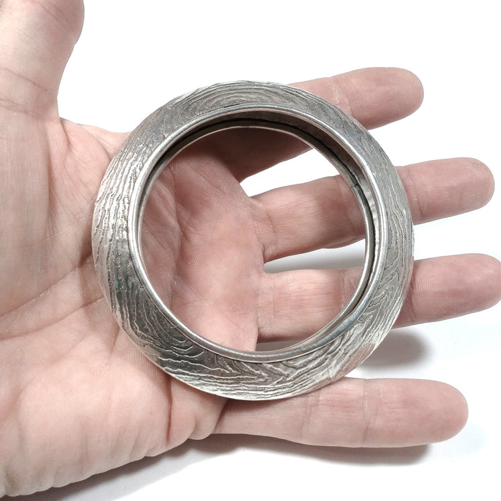 Bracciale etnico rigido in argento 925