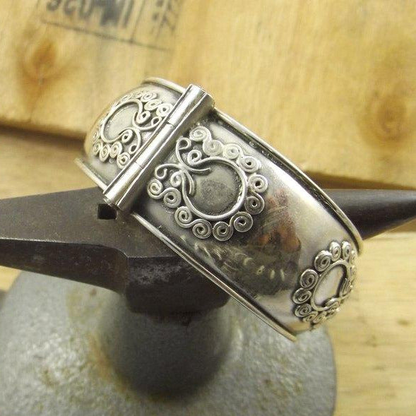 BRACCIALE fascia larga filigrana III
