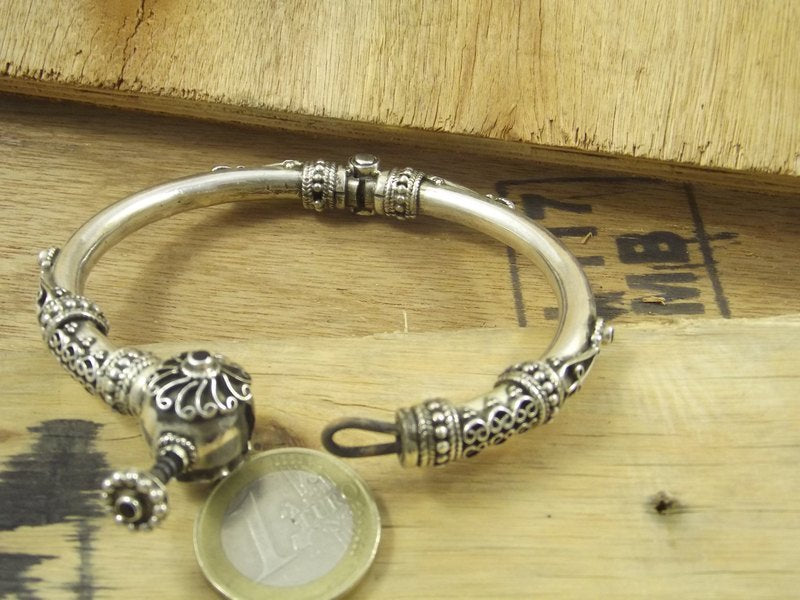 BRACELET band with filigree and garnet - PAPDA
