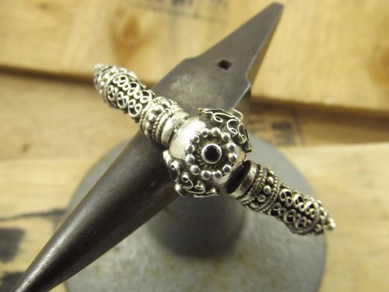 BRACELET band with filigree and garnet - PAPDA