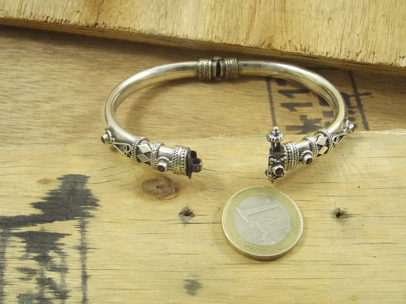 BRACELET band with filigree - GARNET