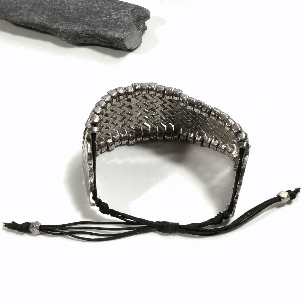 Bracciale etnico Naga in ottone tribale | GIOiEILLI ETNICI | Uomo donna