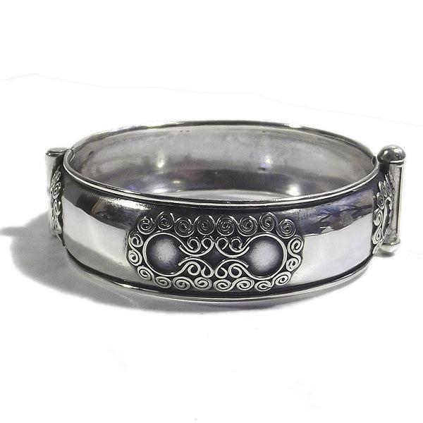 Bracciale etnico NANKU in argento rigido | Gioielli etnici Il mondo di Wit