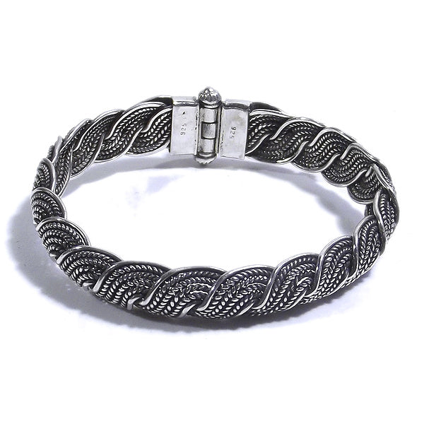 Bracciale etnico SWARA in argento rigido con SPINELLO NERO | Gioielli etnici Il mondo di Wit