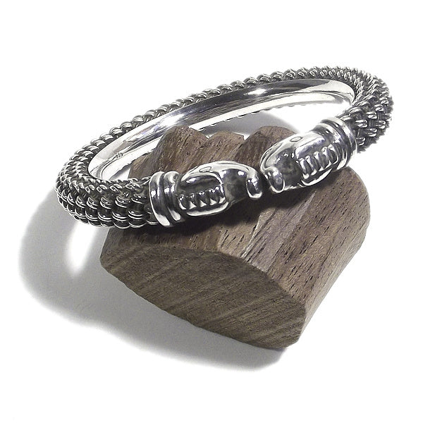 Bracciale etnico INIKA in argento rigido con elefante