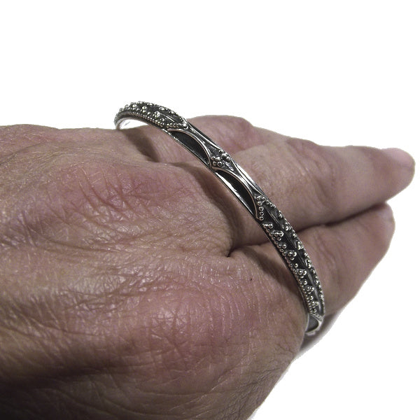 Bracciale etnico JIMIT a cerchio in argento - rigido | Gioielli etnici ilmondodiwit.com