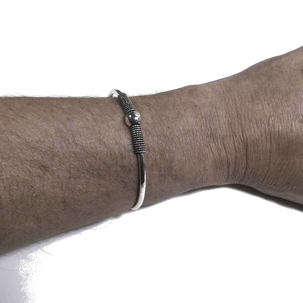 Bracciale etnico DEWI in argento da UOMO o DONNA - rigido | Gioielli da Uomo