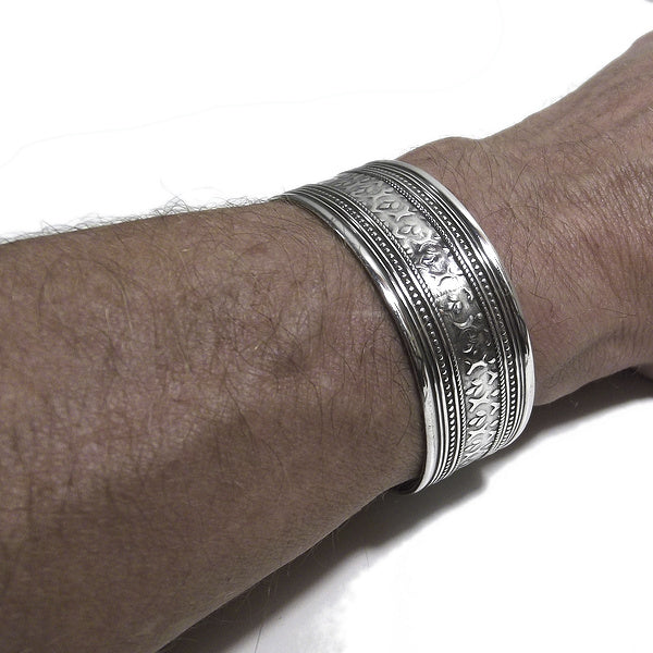 Bracciale etnico CAMELIA in argento da UOMO o DONNA - rigido | Gioielli da Uomo