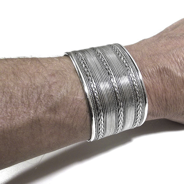 Bracciale etnico AUGUSTO in argento da UOMO o DONNA - rigido | Gioielli da Uomo