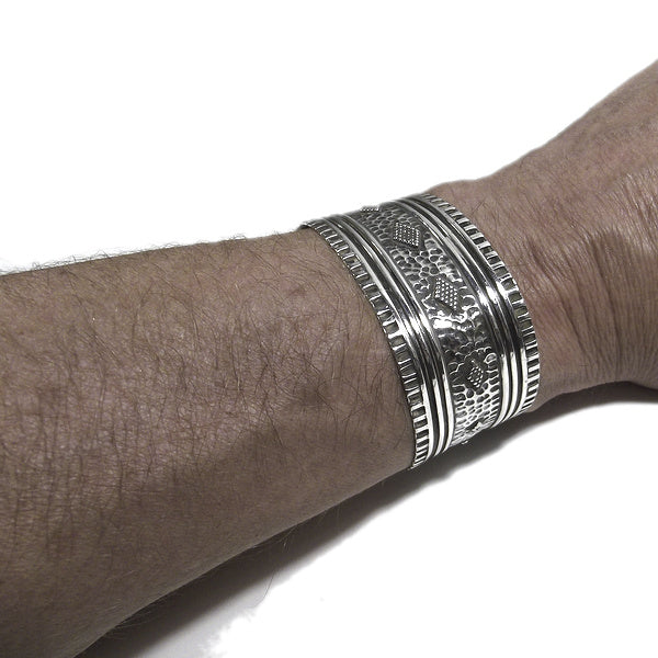 Bracciale etnico ROMEO in argento da UOMO o DONNA - rigido | Gioielli da Uomo