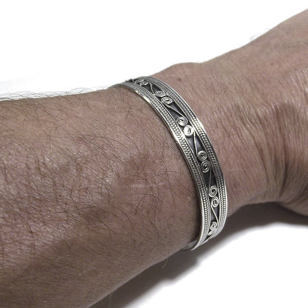 Bracciale etnico AARUL in argento da UOMO o DONNA - rigido | Gioielli da Uomo