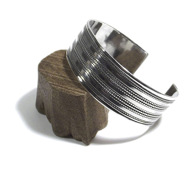Bracciale etnico AIDA in argento da UOMO o DONNA - rigido | Gioielli da Uomo