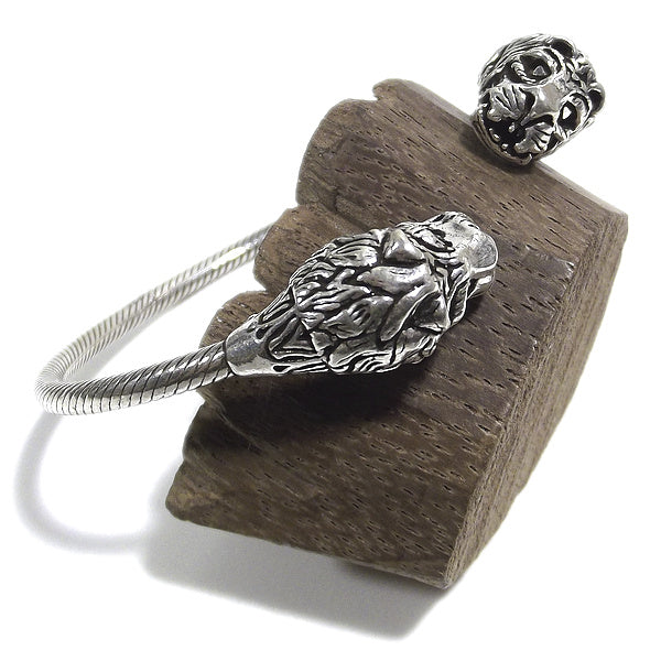 Bracciale etnico LEO in argento da UOMO o DONNA - rigido | Gioielli da Uomo